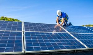 Installation et mise en production des panneaux solaires photovoltaïques à Allaire